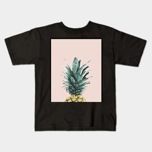 Pineapple on pink, Pineapple top, Minimal Kids T-Shirt